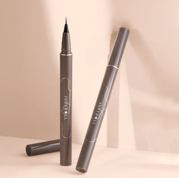 JUDYDOLL Slim Liquid Eyeliner
