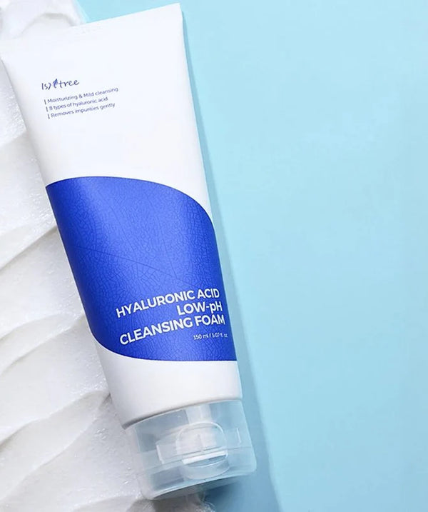 Isntree Hyaluronic Acid Low pH Cleansing Foam 150ml